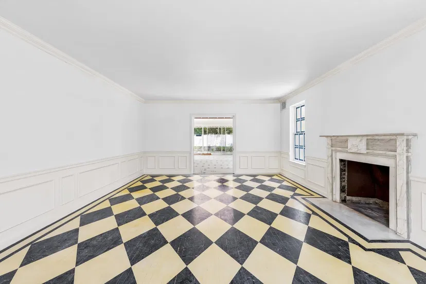 345 Pendleton Lane — photo 4