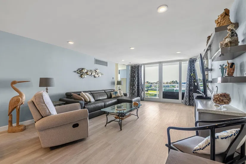 3450 S Ocean Boulevard #2220 — photo 2