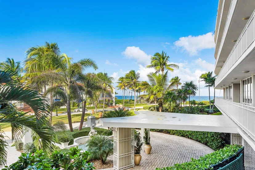 100 Royal Palm Way #D1 — photo 2