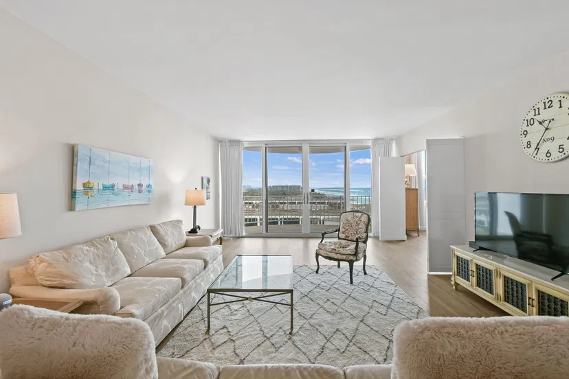 2295 S Ocean Boulevard #724 — photo 4