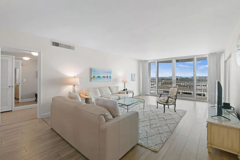 2295 S Ocean Boulevard #724 — photo 5