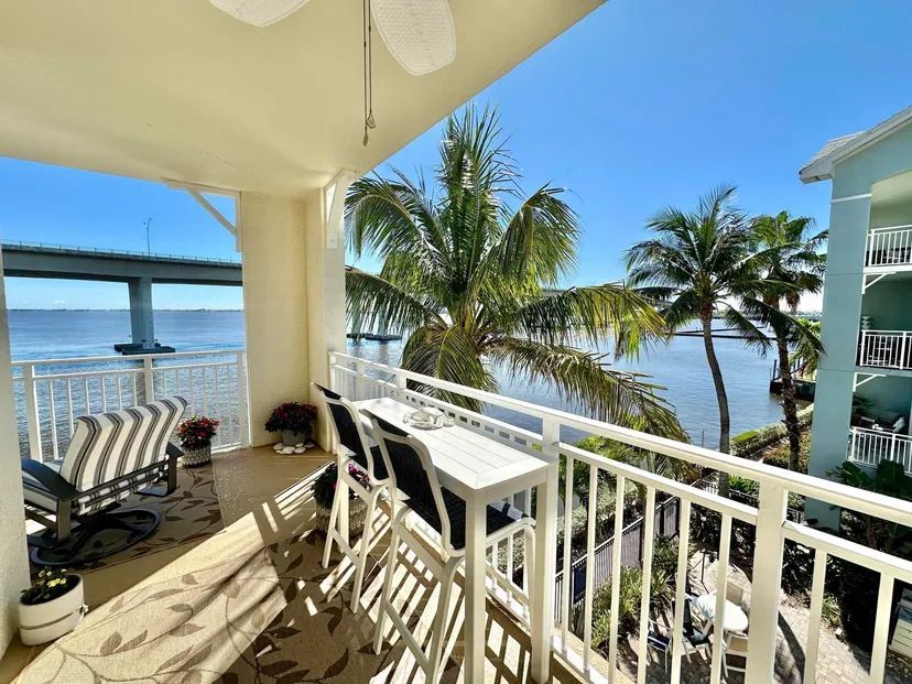 Sold Mar 2024 · 275 NW Flagler Avenue 304, Stuart
