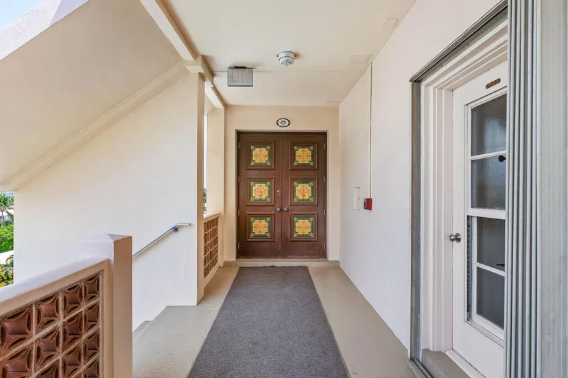 369 S Lake Drive #Ph D — photo 4