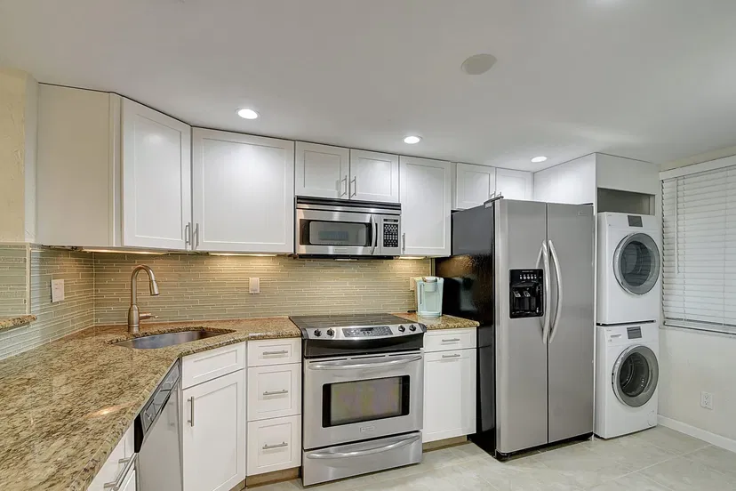3581 S Ocean Boulevard #6b — photo 2