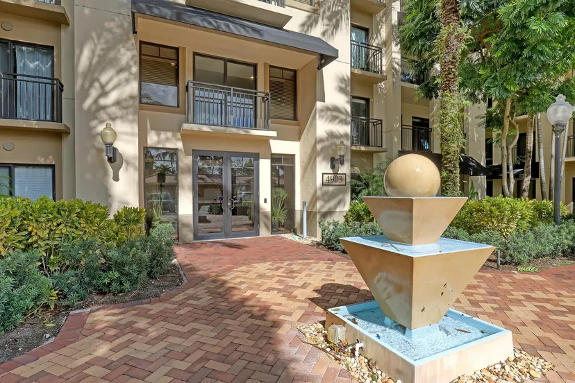 Sold Apr 2024 · 4903 Midtown Lane 3105, Palm Beach Gardens
