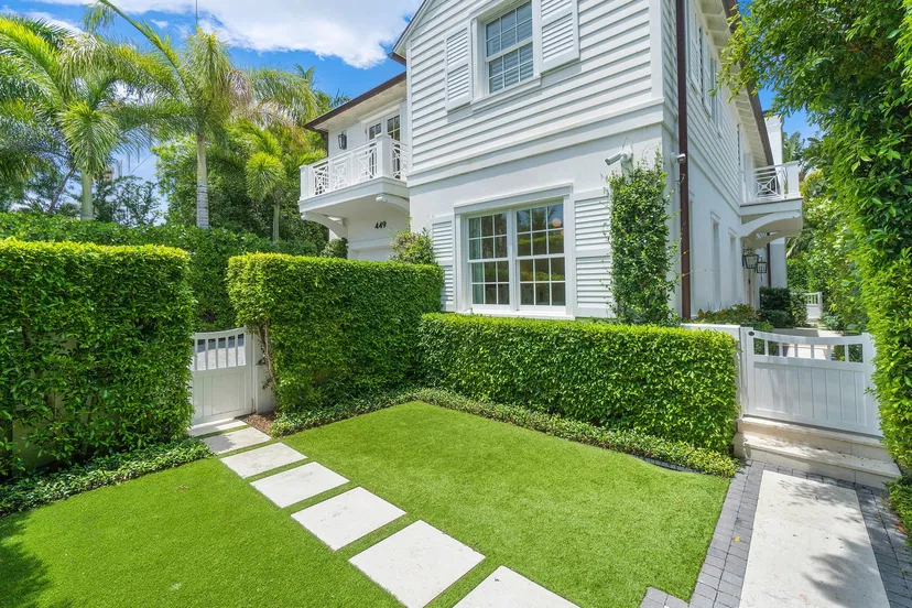 449 Australian Avenue — photo 3