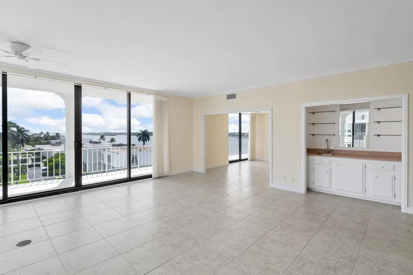 2150 Ibis Isle Road #Ph 4 — photo 5