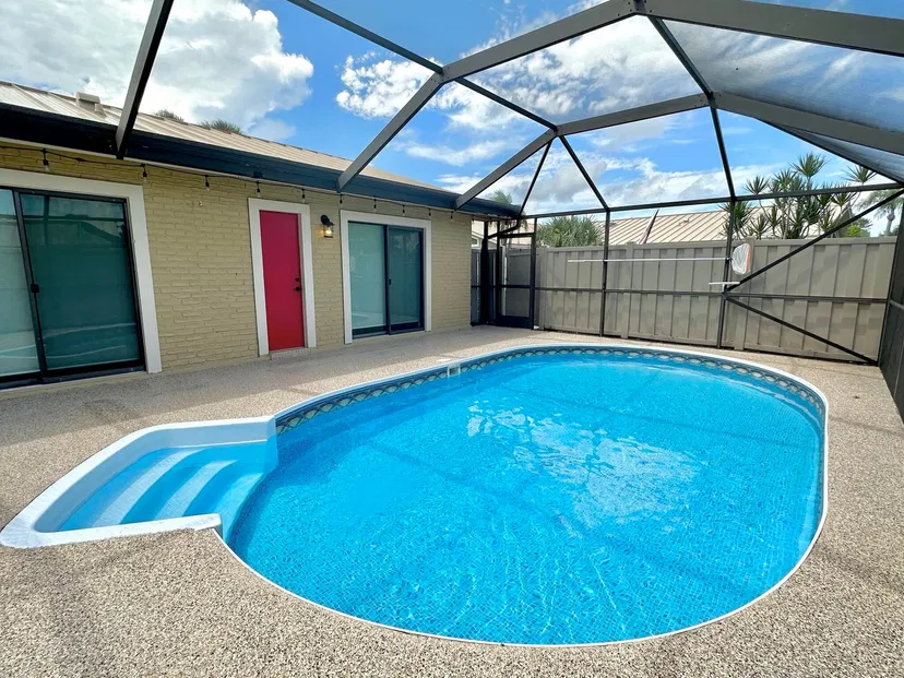 Sold Oct 2023 · 5521 Eagle Lake Drive, Palm Beach Gardens