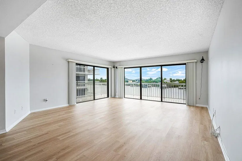 3501 S Ocean Boulevard #304 — photo 3