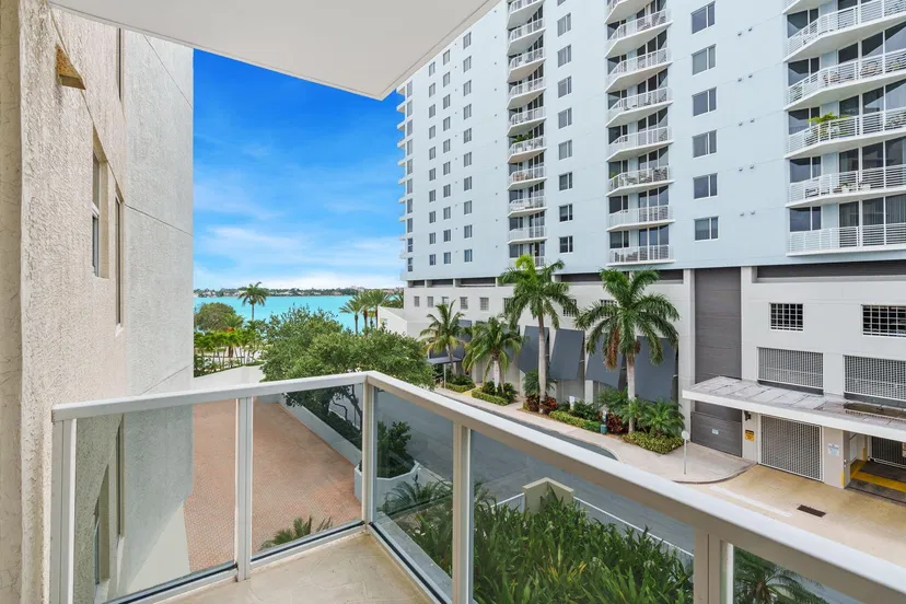Sold Mar 2024 · 1617 N Flagler Drive 404, West Palm Beach