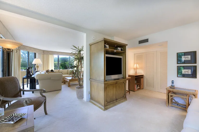 2778 S Ocean Boulevard #105n — photo 3