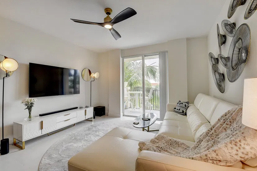 Sold May 2023 · 255 NE 3rd Avenue 2403, Delray Beach