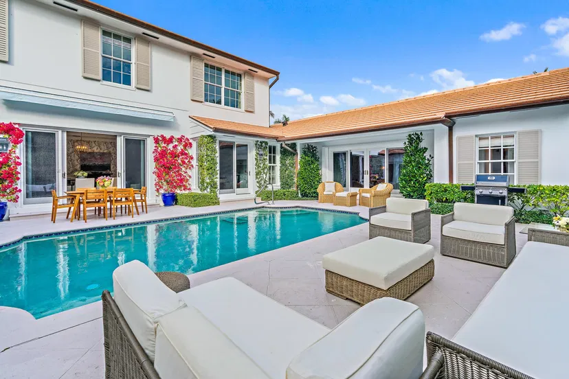 310 Plantation Road — photo 3