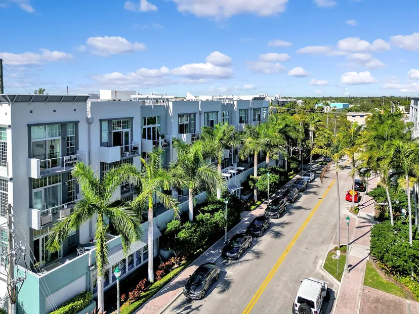 Sold Feb 2023 · 180 NE 4th Avenue 302, Delray Beach