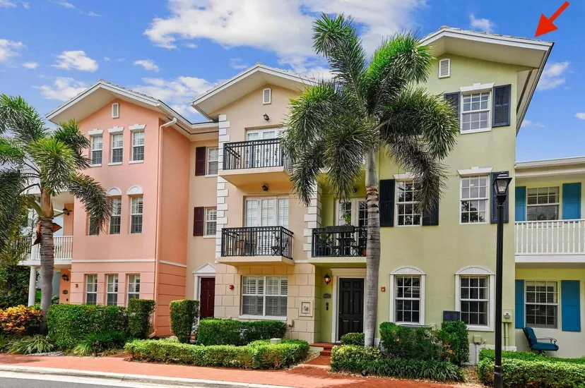 Sold Aug 2023 · 1032 E Heritage Club Circle, Delray Beach