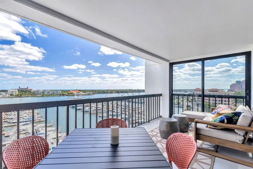 Sold Oct 2023 · 400 N Flagler Drive 1206, West Palm Beach