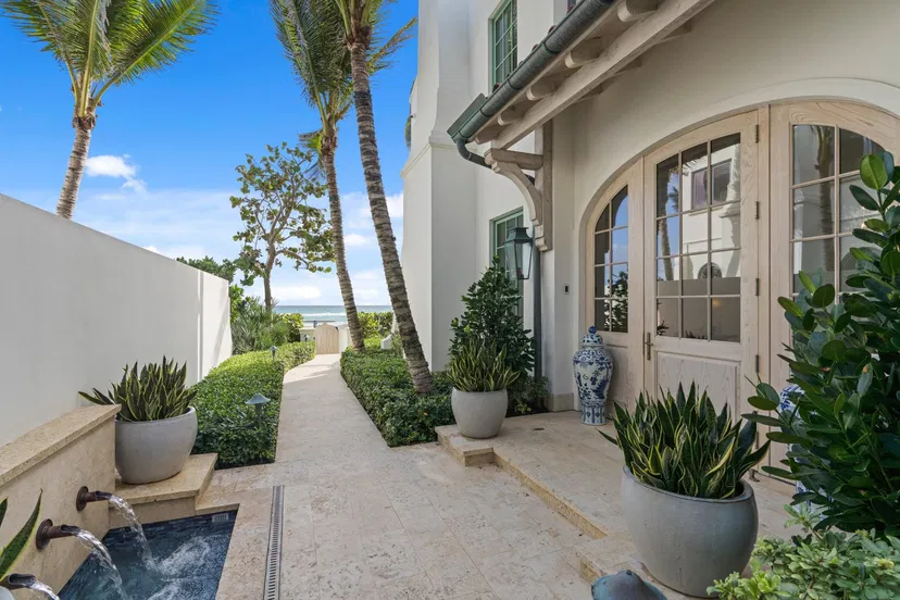 466 S Ocean Boulevard — photo 5