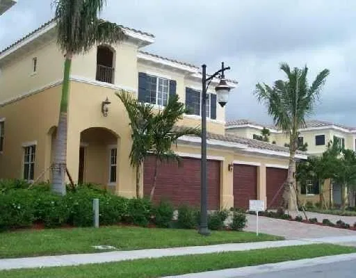 Sold Sep 2022 · 347 Chambord Terrace, Palm Beach Gardens