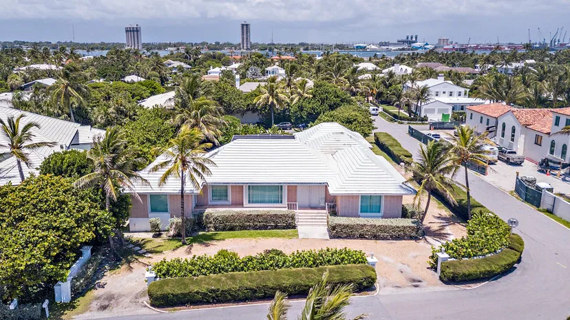 1330 N Ocean Boulevard — photo 4