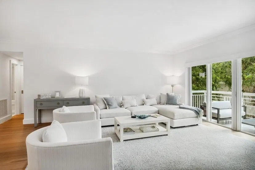 250 Bradley Place #307 — photo 3