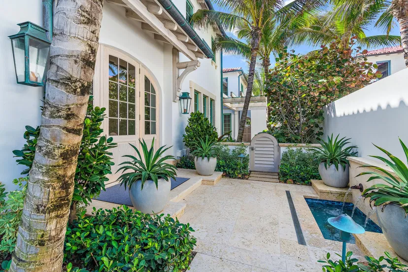 466 S Ocean Boulevard — photo 3
