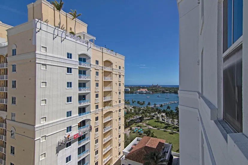 Sold Apr 2022 · 255 Evernia Street 1421, West Palm Beach