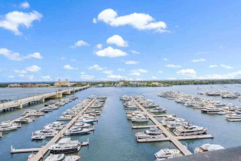 Sold Jun 2022 · 400 N Flagler 1901 Drive 1901, West Palm Beach