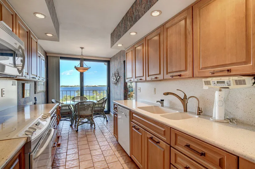 3360 S Ocean Boulevard #6 B I — photo 4