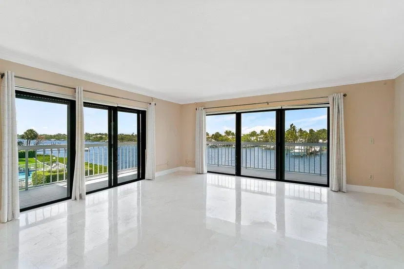 3501 S Ocean Boulevard #307 — photo 2
