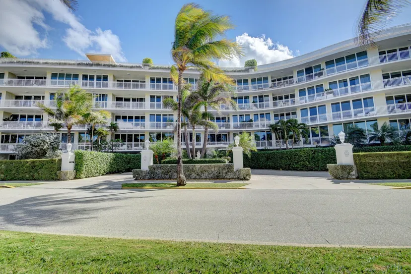 100 Royal Palm Way #G3 — photo 2
