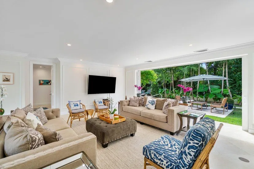 224 Bahama Lane — photo 4