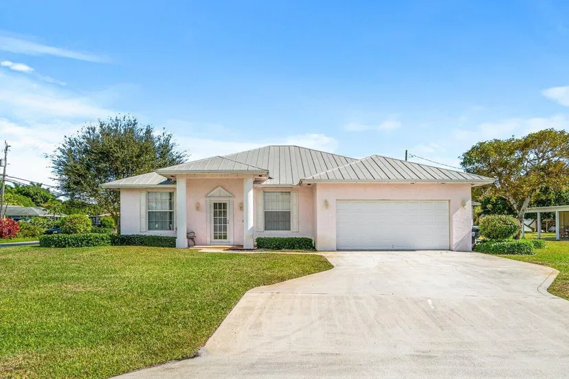 Sold Mar 2022 · 6550 Massachusetts Drive, Lantana