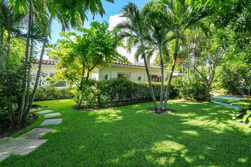 224 Mediterranean Road — photo 3
