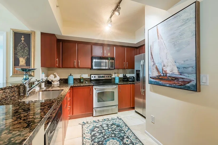Sold Nov 2021 · 403 S Sapodilla Avenue 408, West Palm Beach