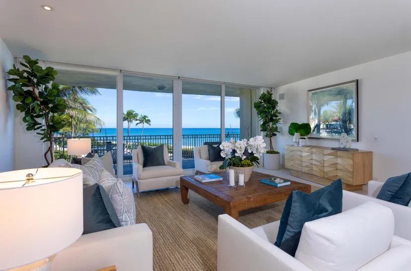 Sold Feb 2022 · 100 Royal Palm Way B3, Palm Beach