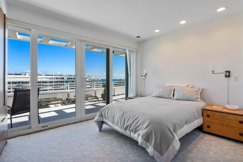 130 Sunrise Avenue #Ph-4 — photo 5