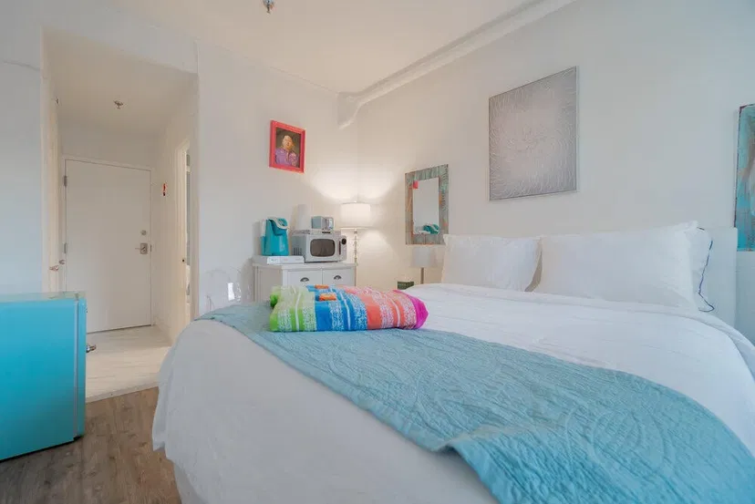 235 Sunrise Avenue #1018 — photo 2