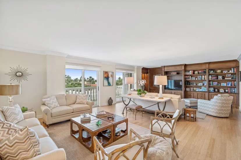 330 Cocoanut Row #4a & 4d — photo 3