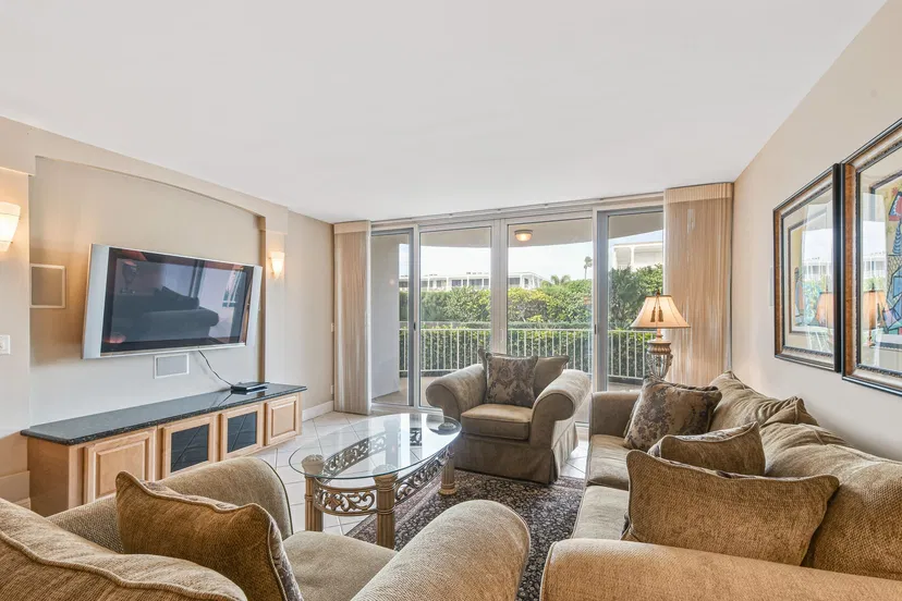 2295 S Ocean Boulevard #222 — photo 2