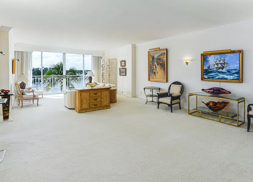 425 Worth Avenue #4e — photo 5