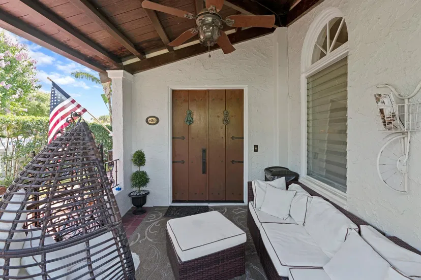 Sold Nov 2021 · 3714 S Olive Avenue, West Palm Beach