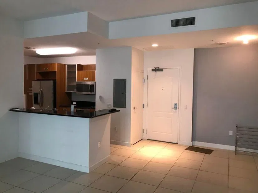 Sold Nov 2021 · 410 Evernia Street 325, West Palm Beach