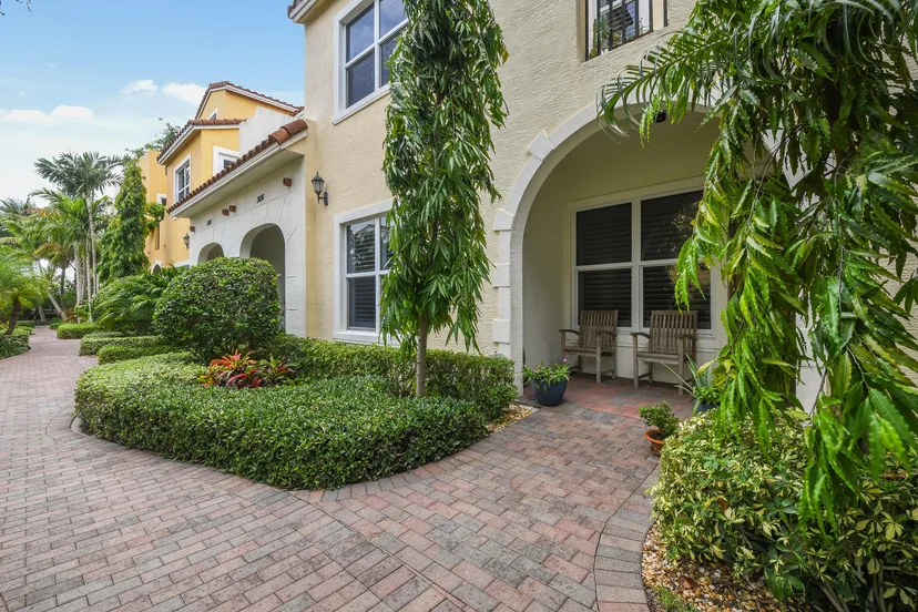 Sold Sep 2021 · 3654 Voaro Way, West Palm Beach