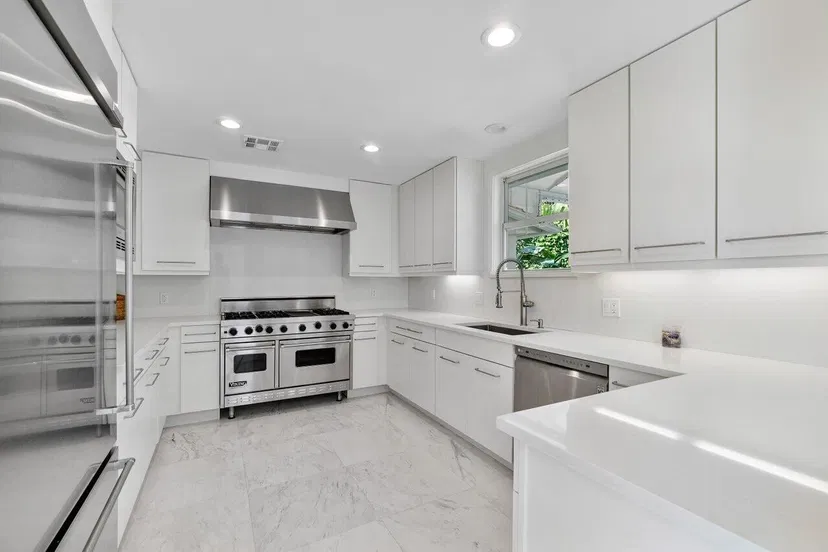 269 Jamaica Lane — photo 3