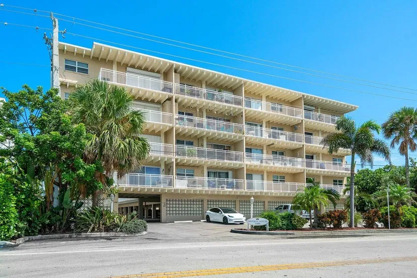 4500 S Ocean Boulevard #302 — photo 2