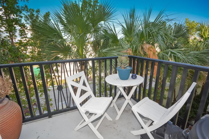Sold Sep 2021 · 229 N Latitude Circle, Delray Beach