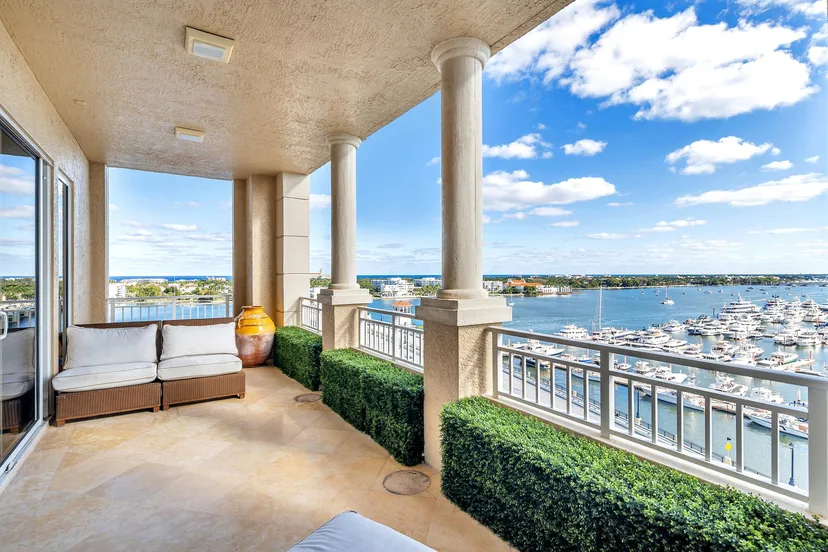 Sold Apr 2024 · 622 N Flagler Drive 904, West Palm Beach
