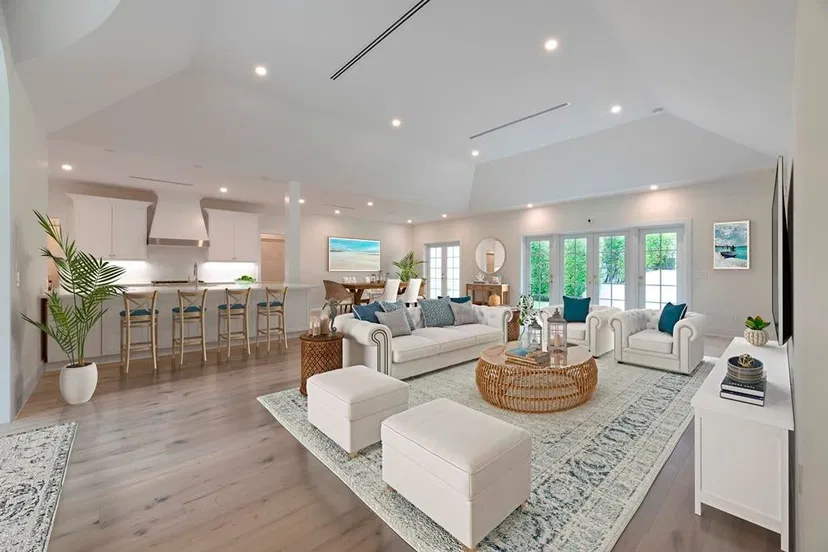 255 Ridgeview Drive — photo 2