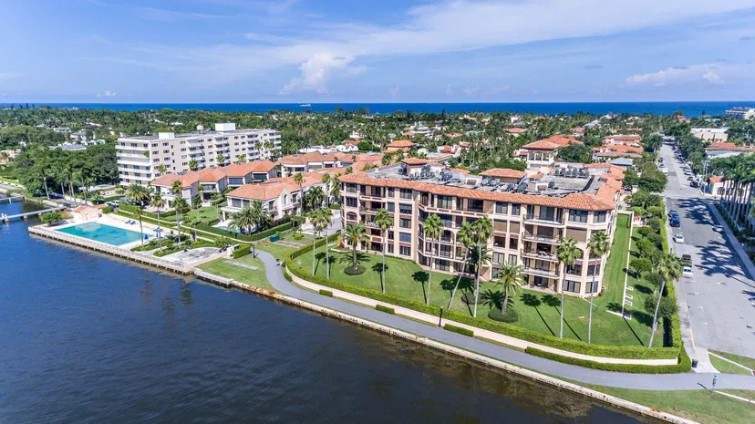 Sold Dec 2018 · 200 Bradley Place 205, Palm Beach