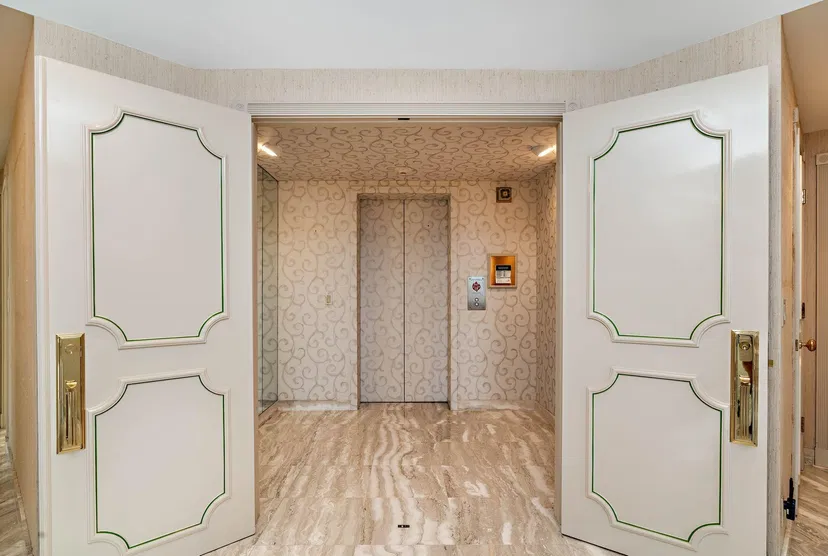 200 Bradley Place #205 — photo 3